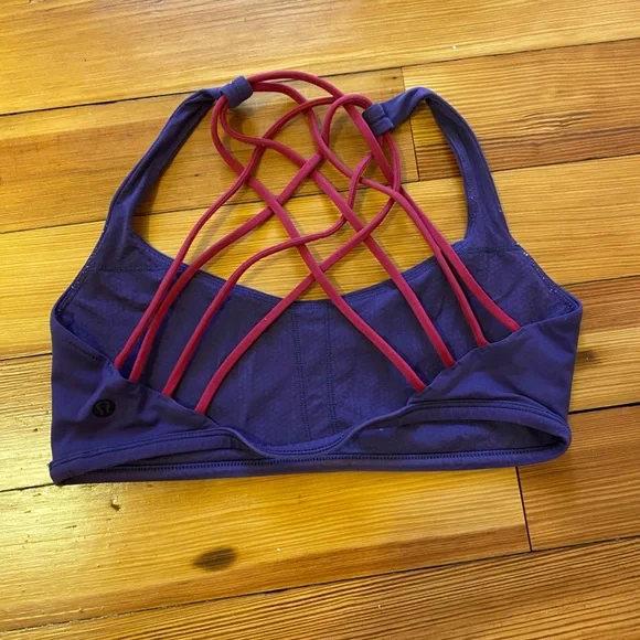 lululemon athletica Free to Be Wild Sports Bra - Picture 2 of 3